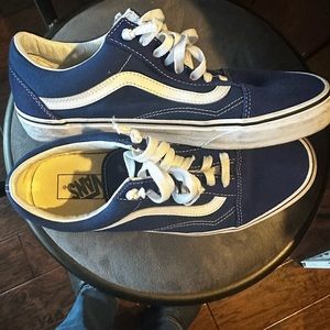 Vans casual shoes new like condition size 10